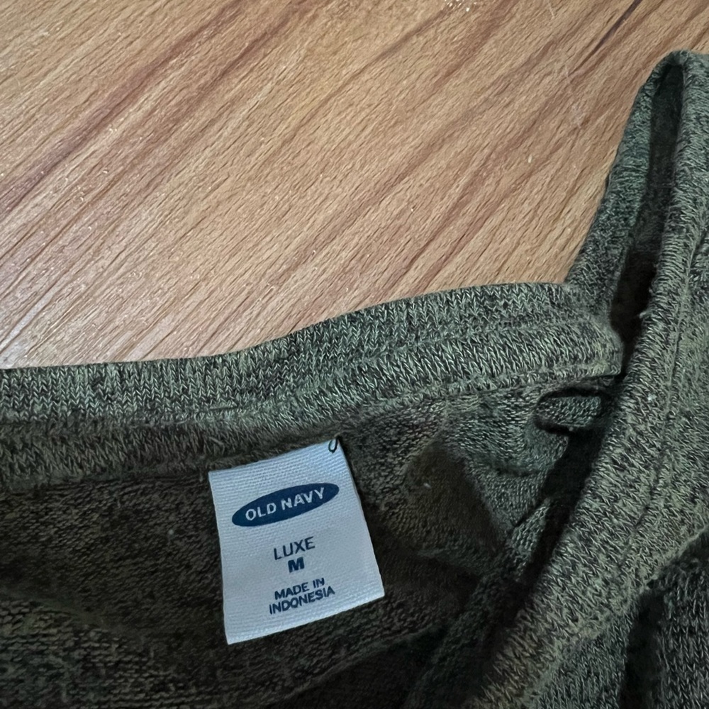 OLD Navy Women's Long Sleeve M - Picture 2 of 3